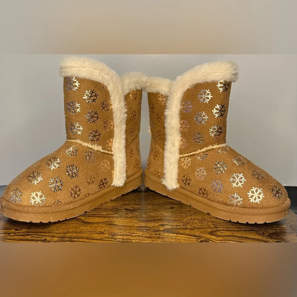 Olivia Miller Girls Chestnut Snow Days Boots NWT Size Girls 3 - Picture 6 of 7